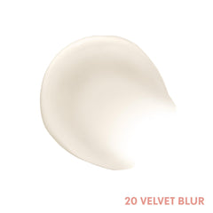 COVERGIRL TruBlend close-up texture revealing velvety finish for smoother makeup