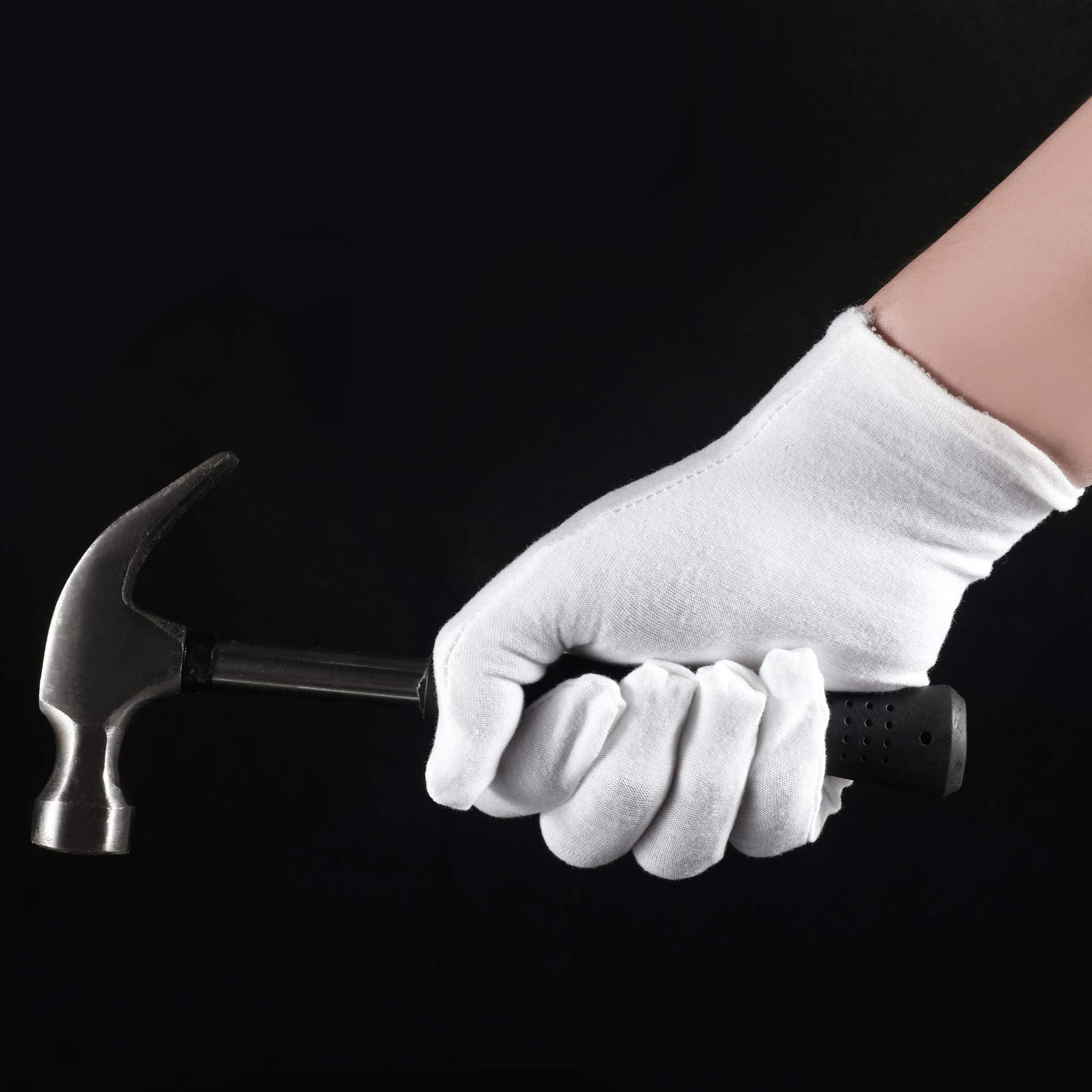 COYAHO gloves worn on hands during moisturizing, retains lotion