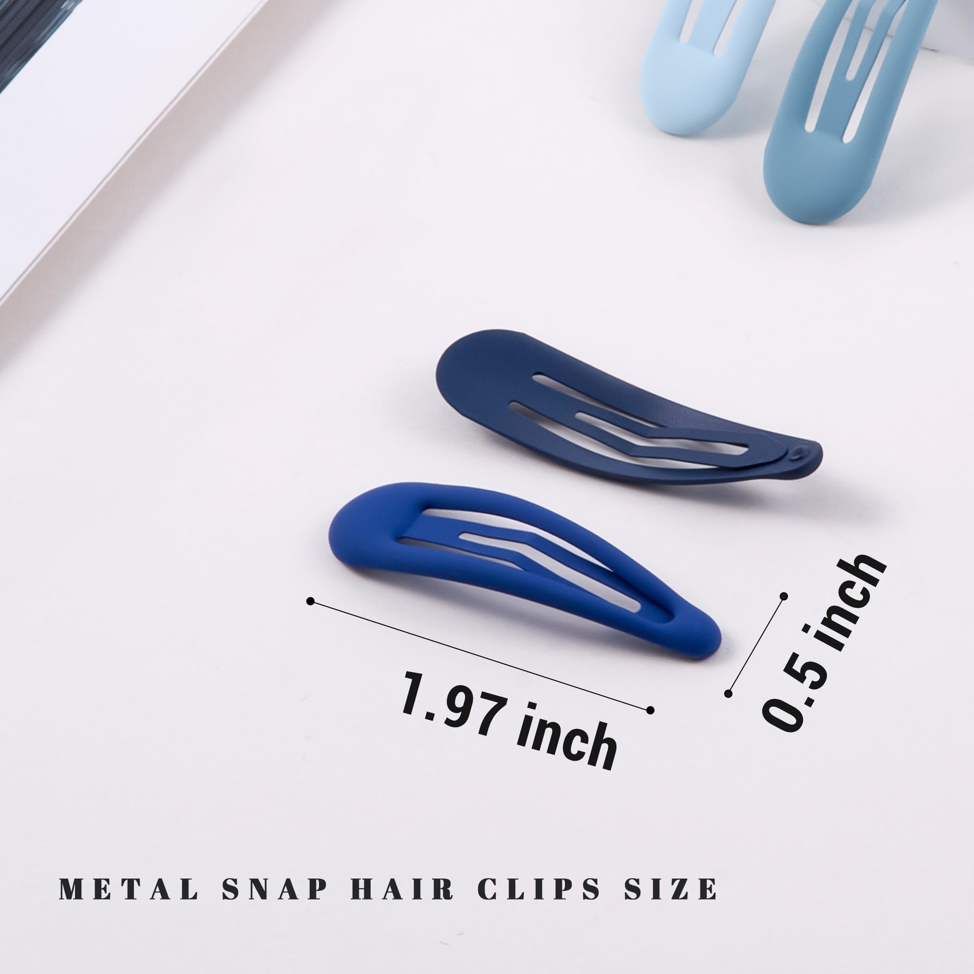 Cptots close-up of water‑drop shaped snap clip highlighting smooth edge comfort