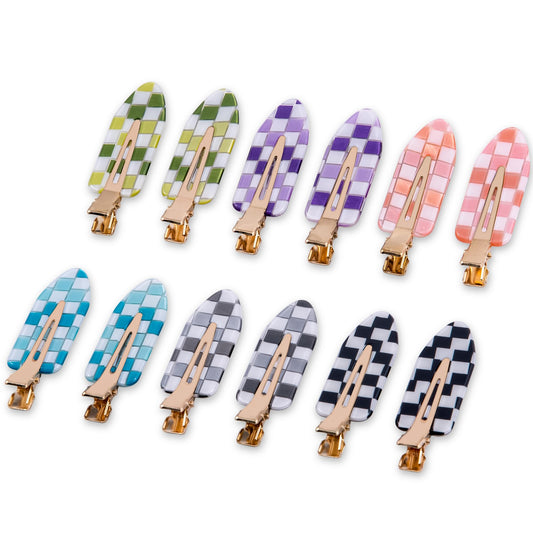 Cptots front packaging showing 12-checkerboard clips and organized box benefit portability