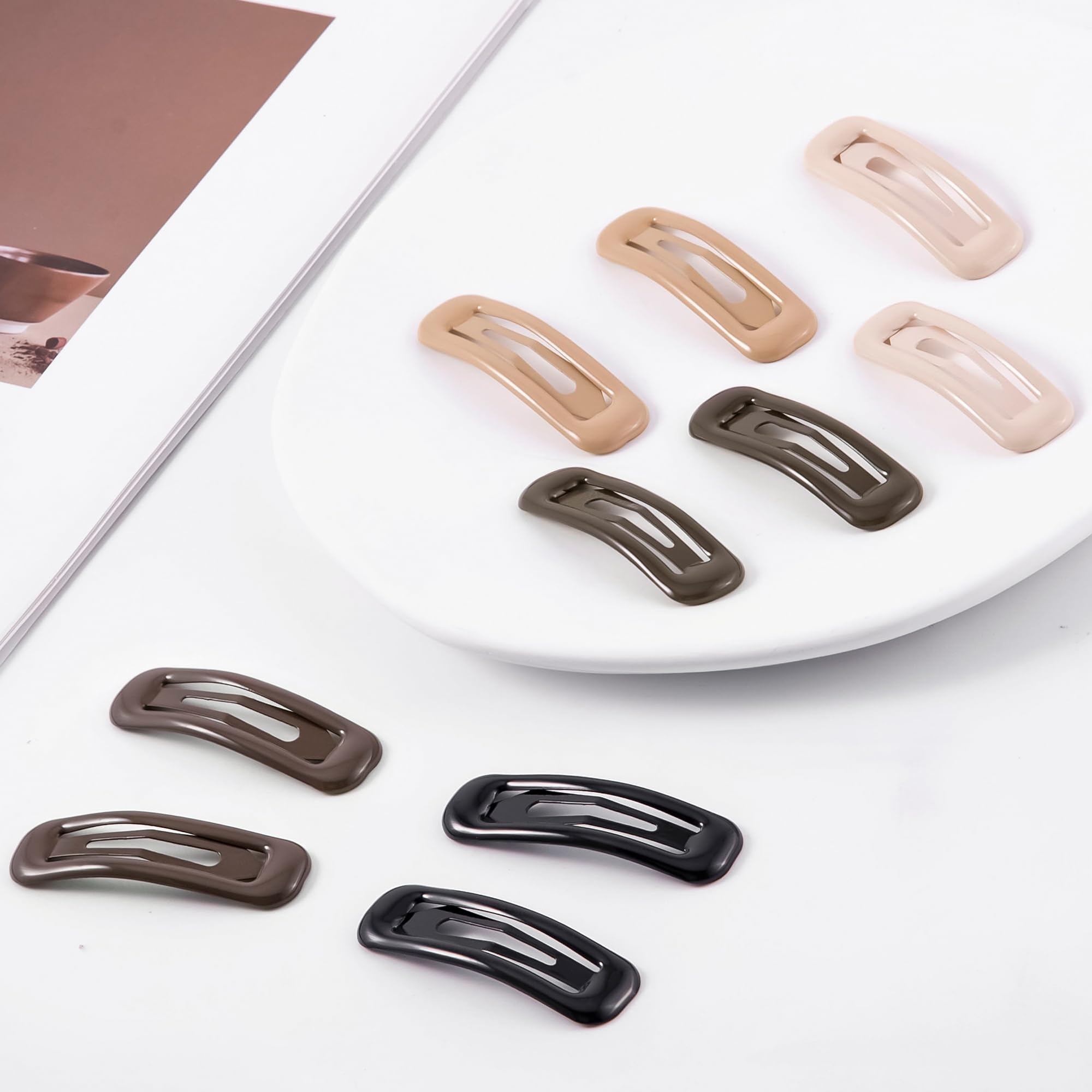 Cptots metal edge detail showing smooth finish to protect delicate hair