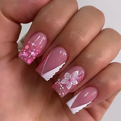 CTTHNBD close-up of floral print on nail emphasizing intricate design appeal