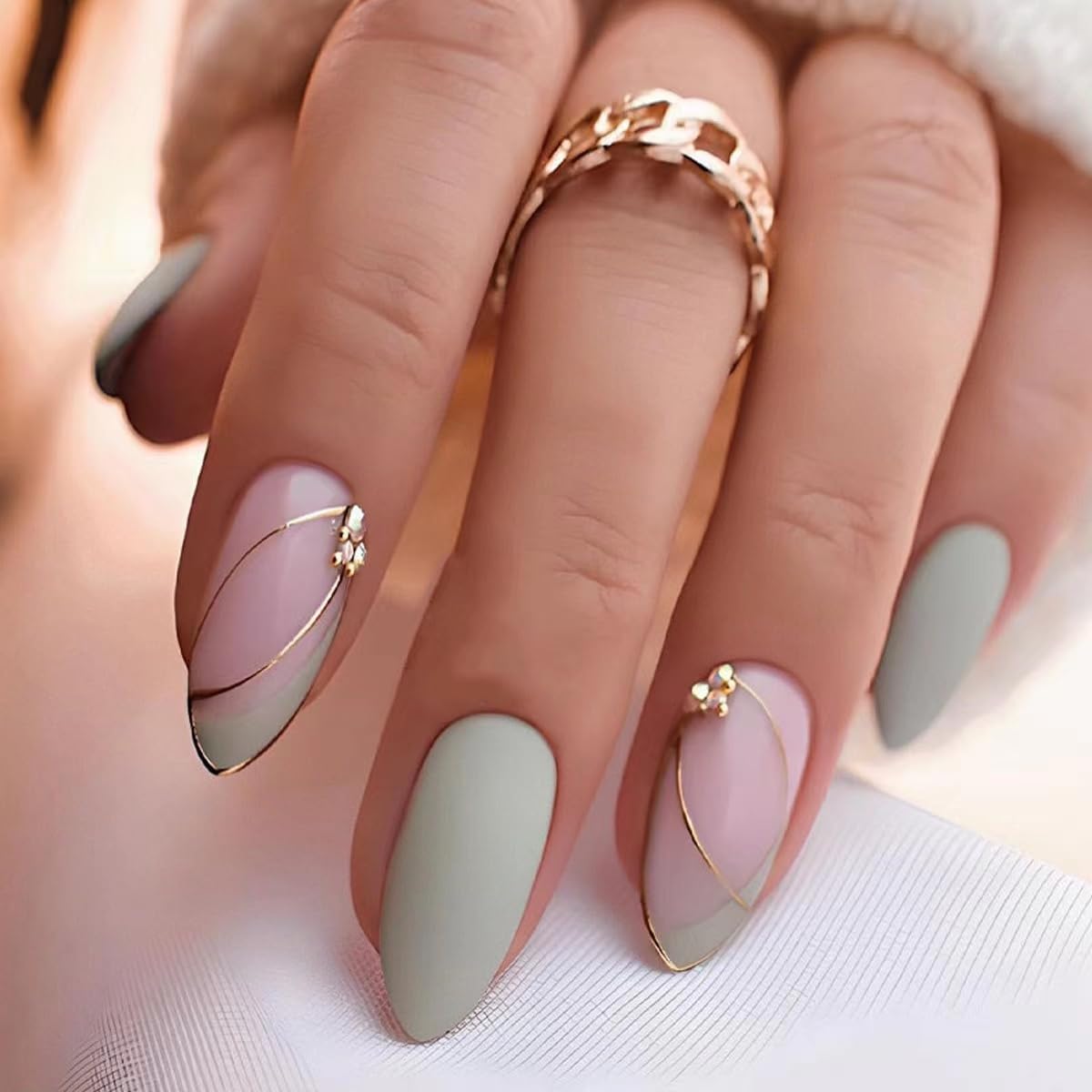 CTTHNBD front packaging showing green almond nails and gold line, ready to wear