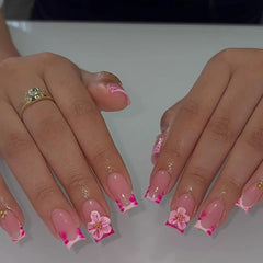 CTTHNBD front packaging showing 24-piece French tip set and accessories, quick styling benefit