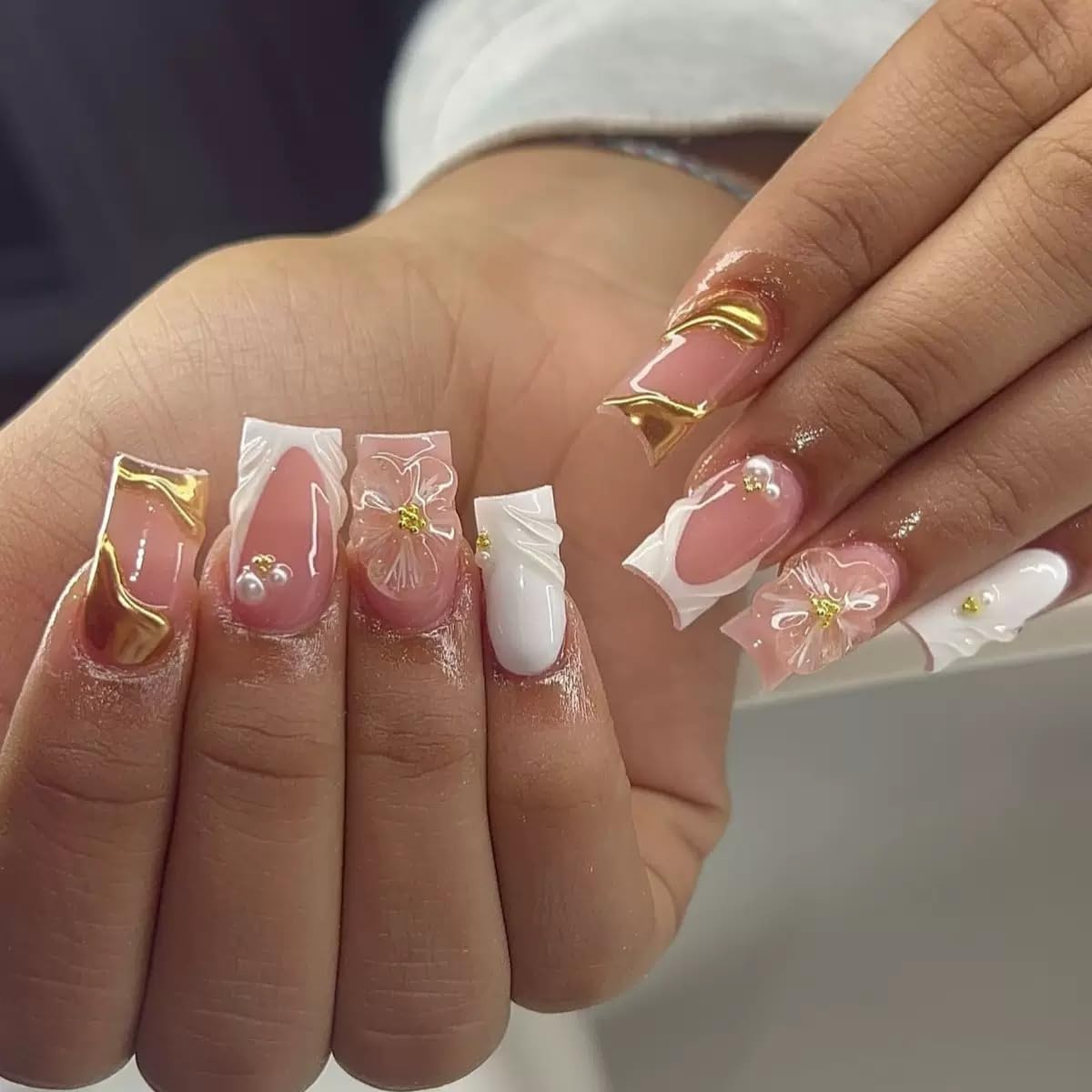 CTTHNBD front packaging showing white French tips and elegant finish