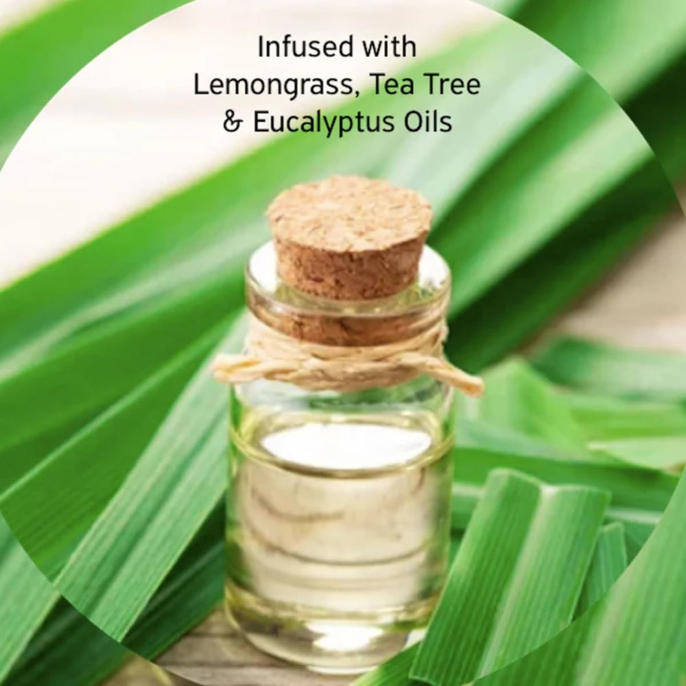 Cuccio close-up of oil texture on dropper highlights fast-absorbing benefit