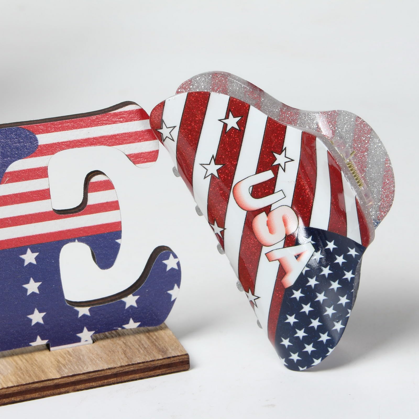 Cuizhiyu gift-ready packaging with ribbon showing perfect present for patriotic events