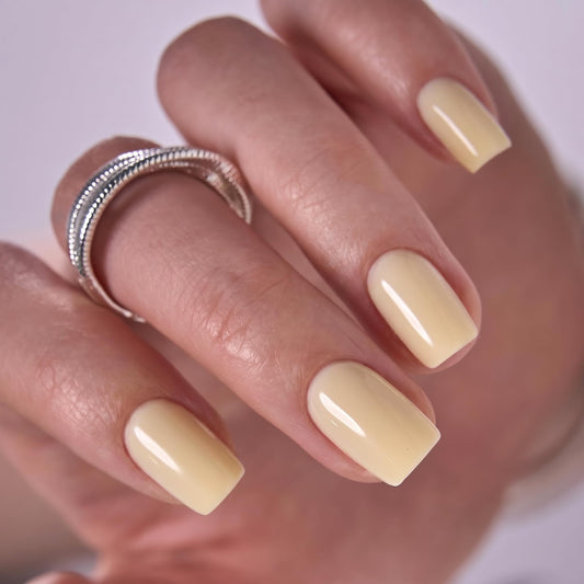 CurvLife Butter Glow front packaging showing kit contents and salon finish