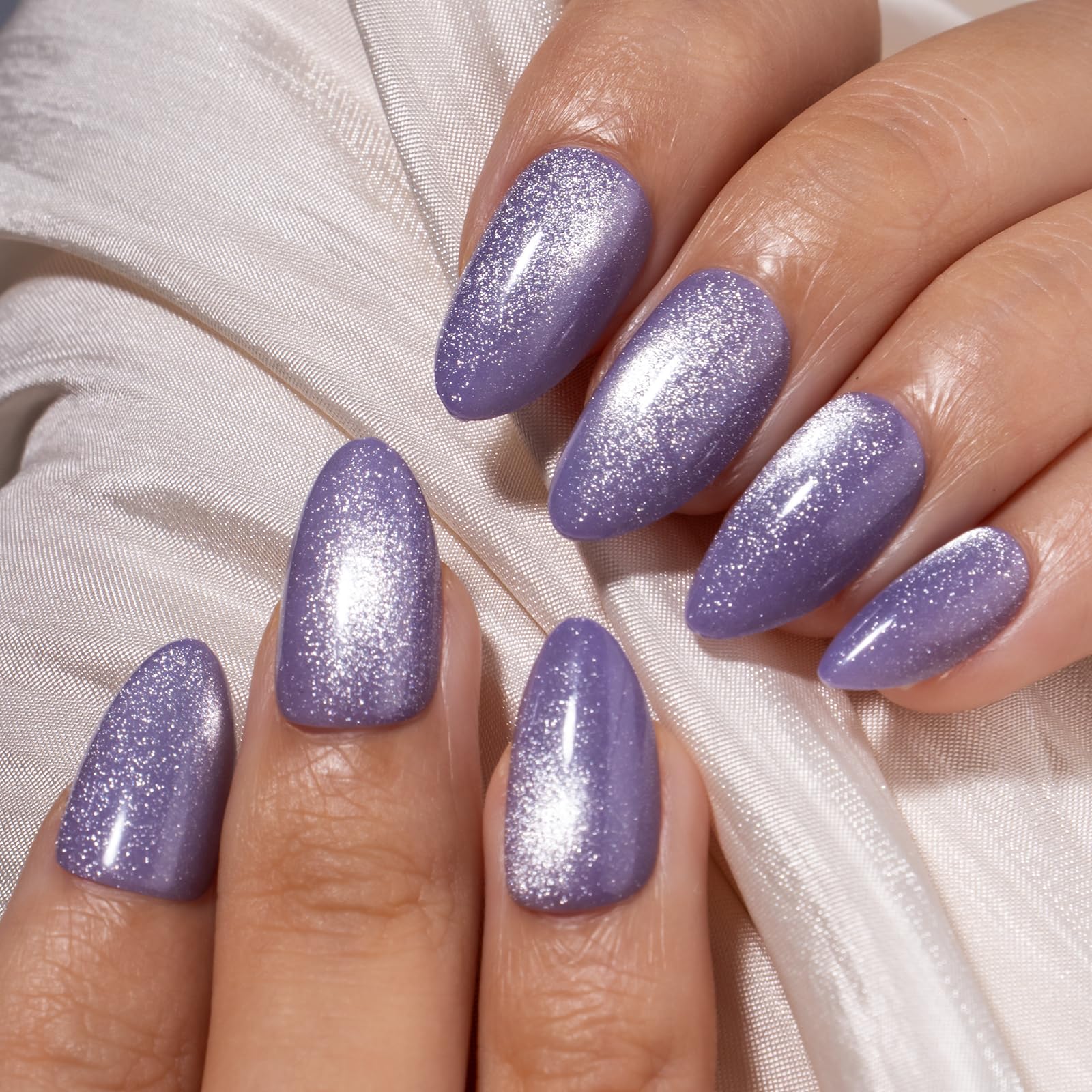 CurvLife close-up of hand-painted cat eye finish highlighting scratch-resistant polish