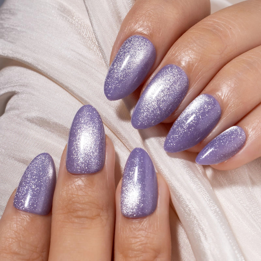 CurvLife close-up of hand-painted cat eye finish highlighting scratch-resistant polish