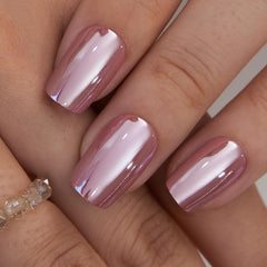 CurvLife close-up of gel finish highlighting durable shine and smooth texture