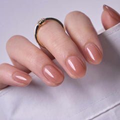 CurvLife close-up of glossy soft gel surface highlighting chip resistance