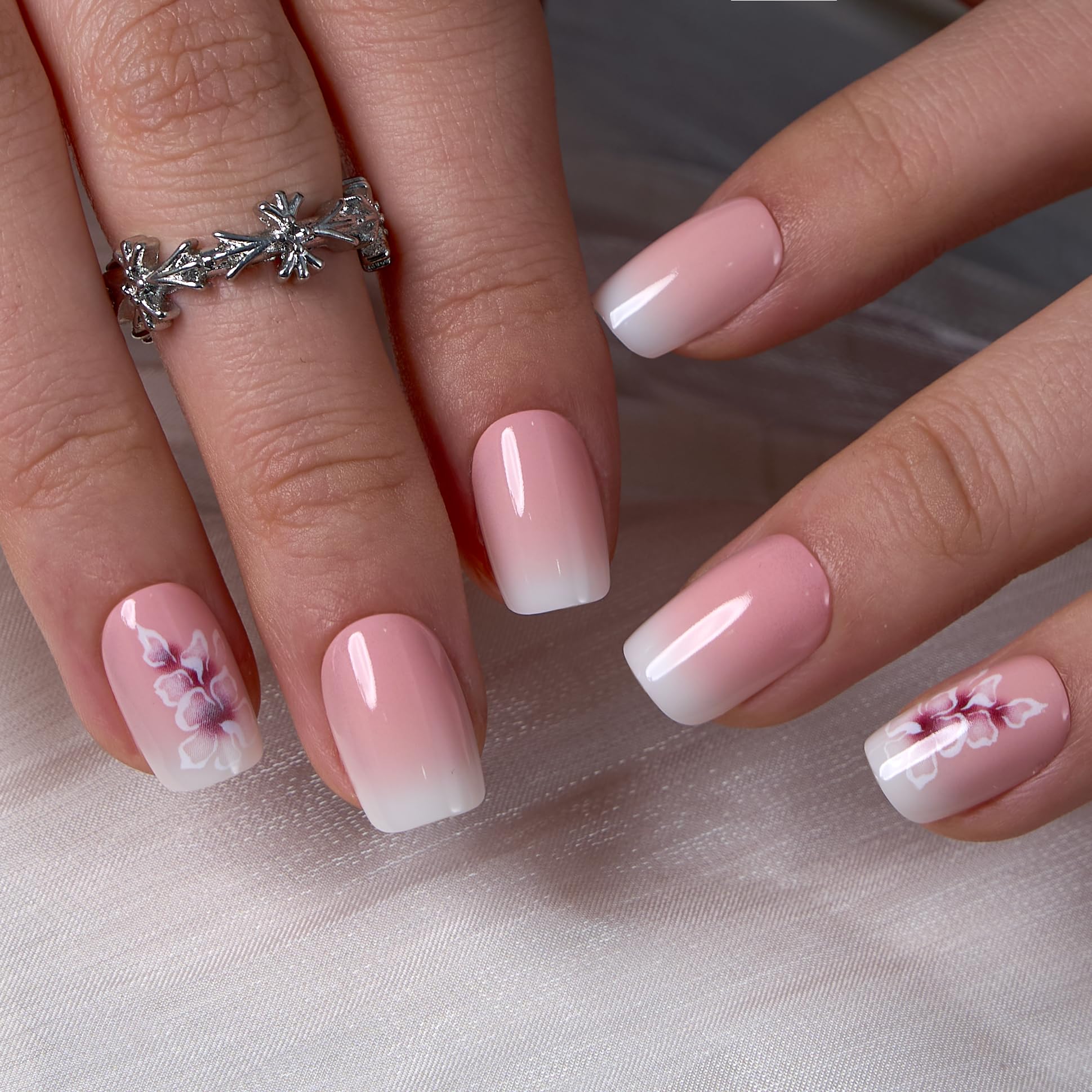 CurvLife close-up of glossy surface highlighting durable gel-polish sheen benefit: long-lasting shine