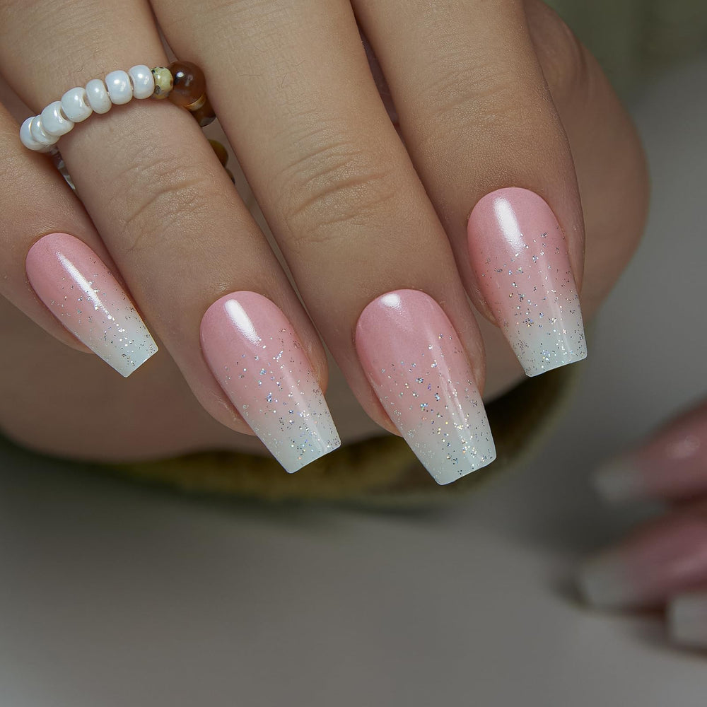 CurvLife close-up of apricot-to-white gradient detail showcasing salon finish