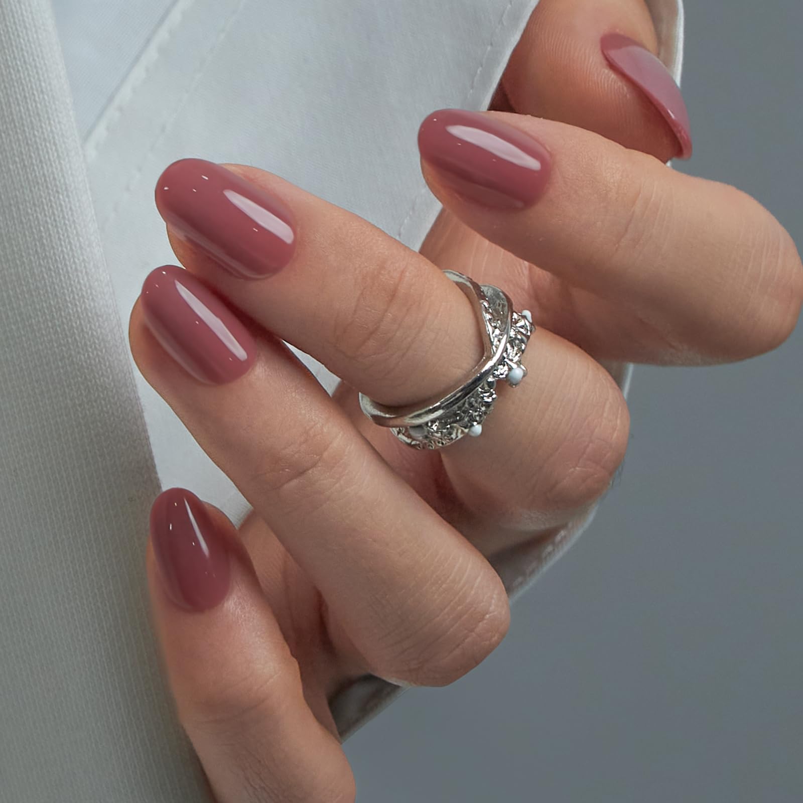 CurvLife close-up of soft gel texture highlighting flexible, natural feel