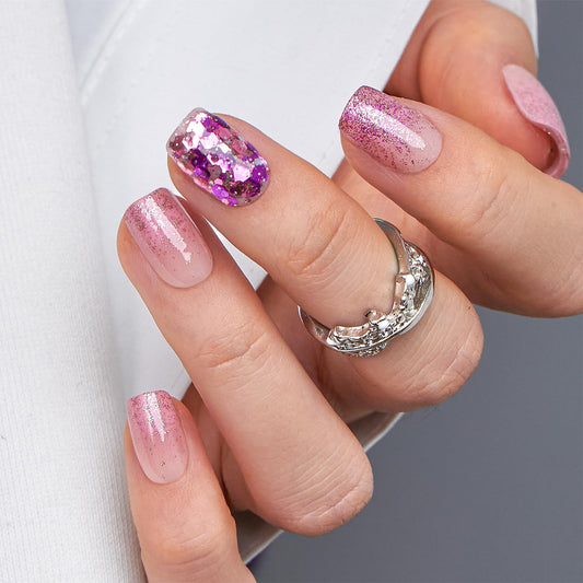 CurvLife close-up of soft-gel finish highlighting smooth texture and salon shine