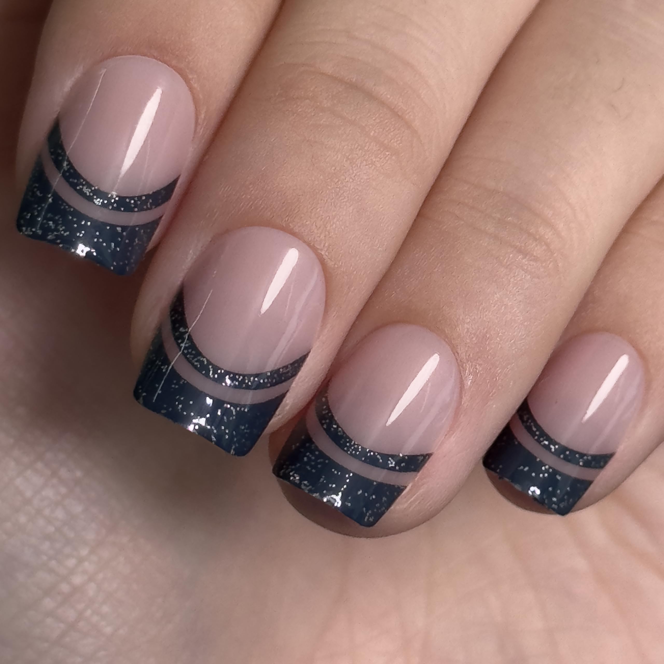 CurvLife close-up of gel texture and glossy finish highlighting durable salon look