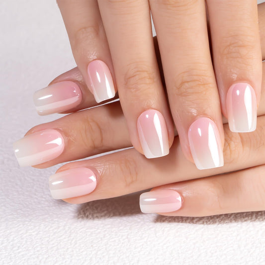 CurvLife close-up of gel texture highlighting smooth shine and durability
