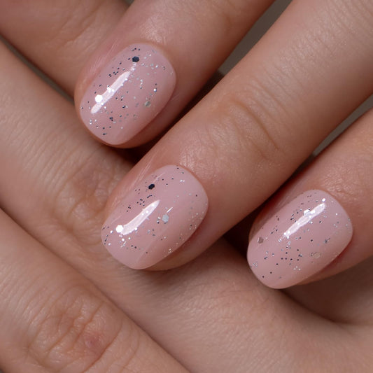 CurvLife closeup of soft gel texture and natural curve for comfortable fit