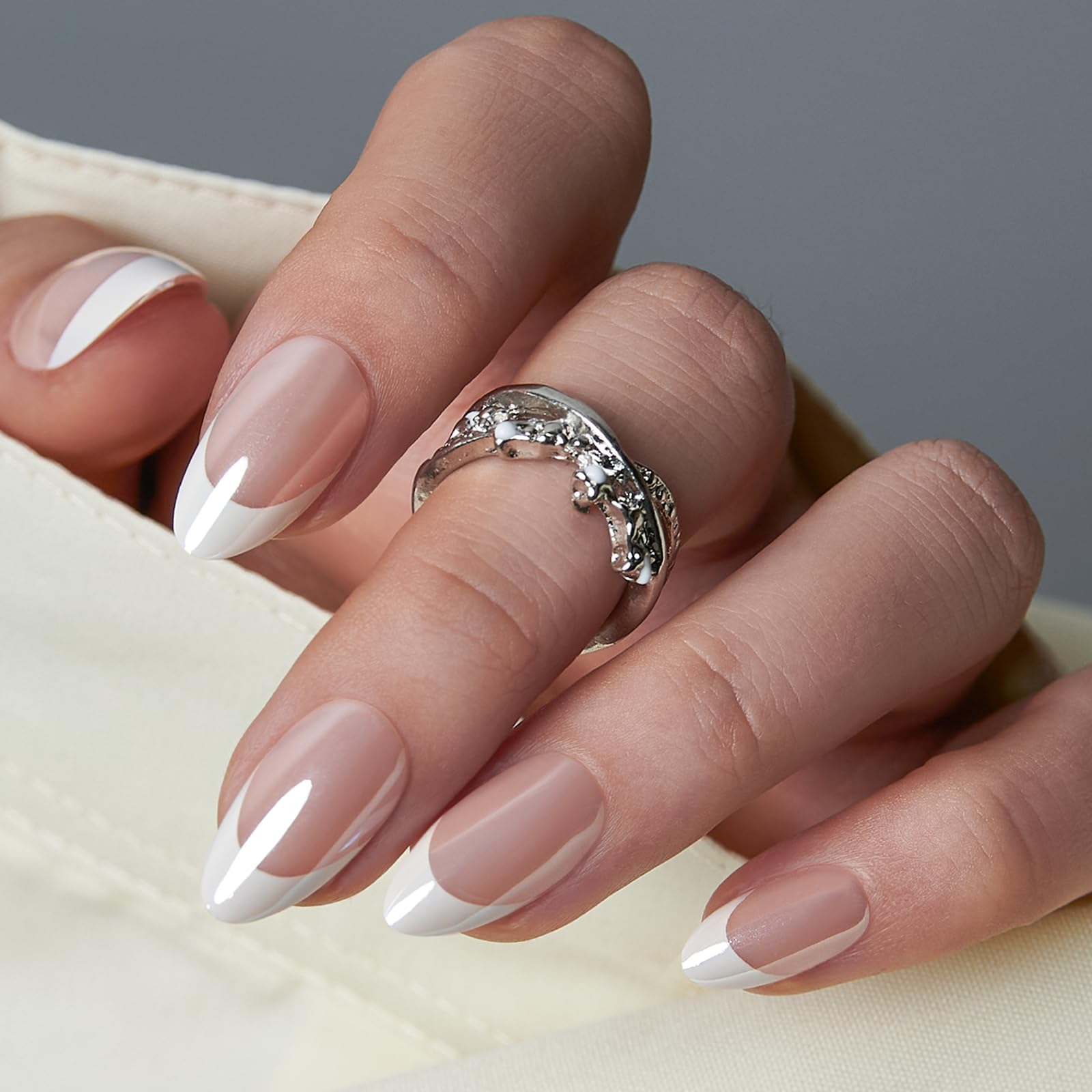 CurvLife front packaging showing French press-on nails and benefits