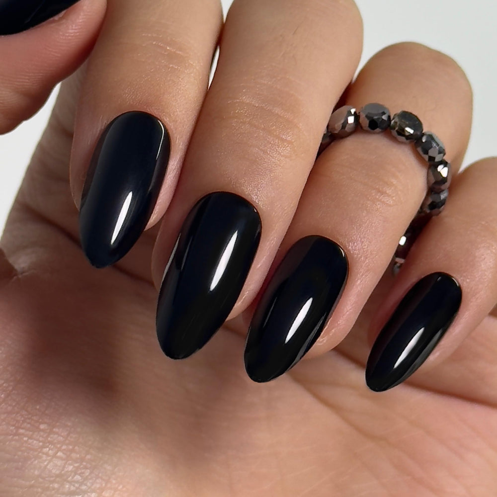 CurvLife front packaging showing long black almond nails and kit benefits