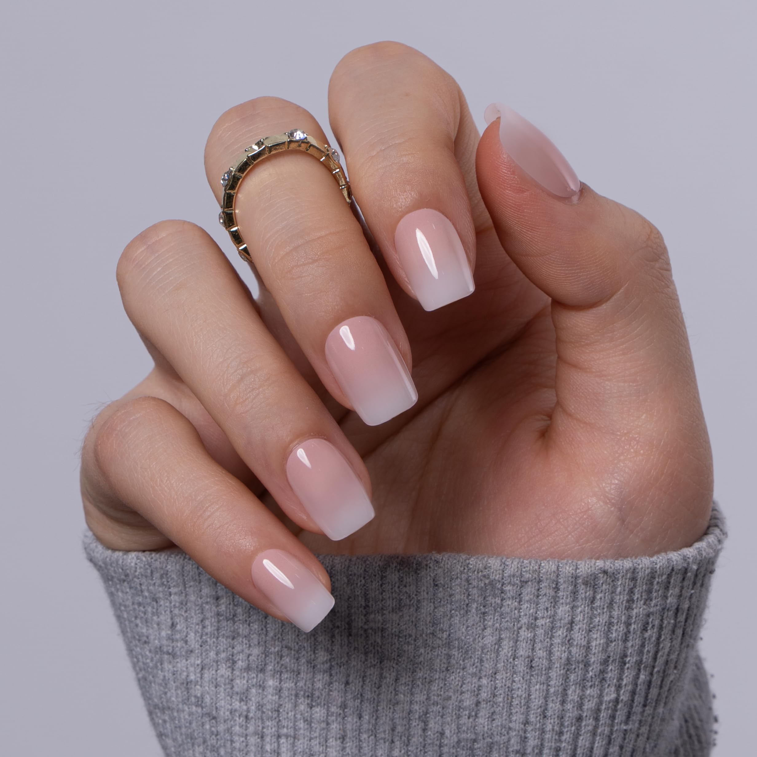 CurvLife front packaging showing First Crush Apricot nails and kit components for easy use