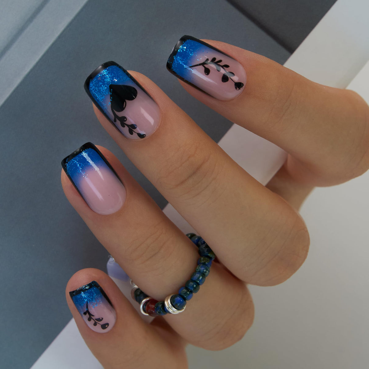Curvlife front packaging showing 30-piece press on nails kit and benefits