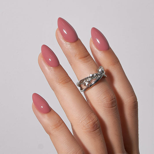 CurvLife front packaging showing nude pink almond tips and included kit for easy application