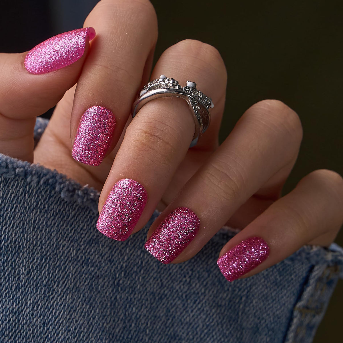 CurvLife front packaging showing Glitter Pop set and immediate polish benefit