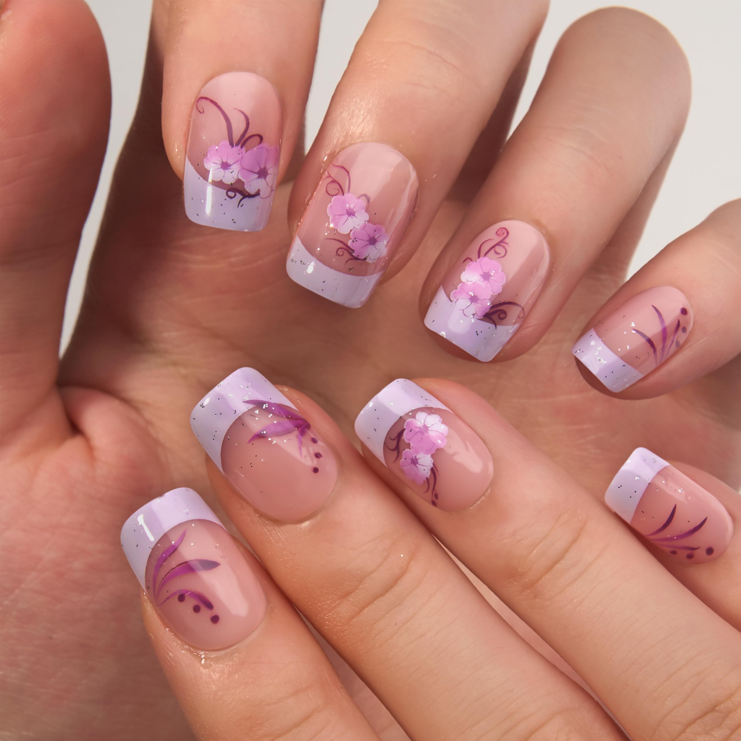 CurvLife nails beside a ruler showing medium size for clear scale and fit guidance