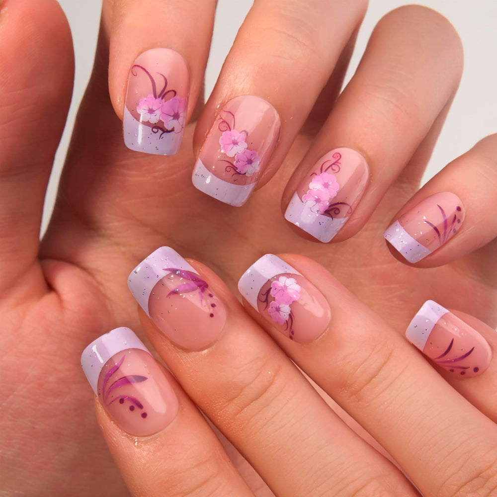 CurvLife nails beside a ruler showing medium size for clear scale and fit guidance