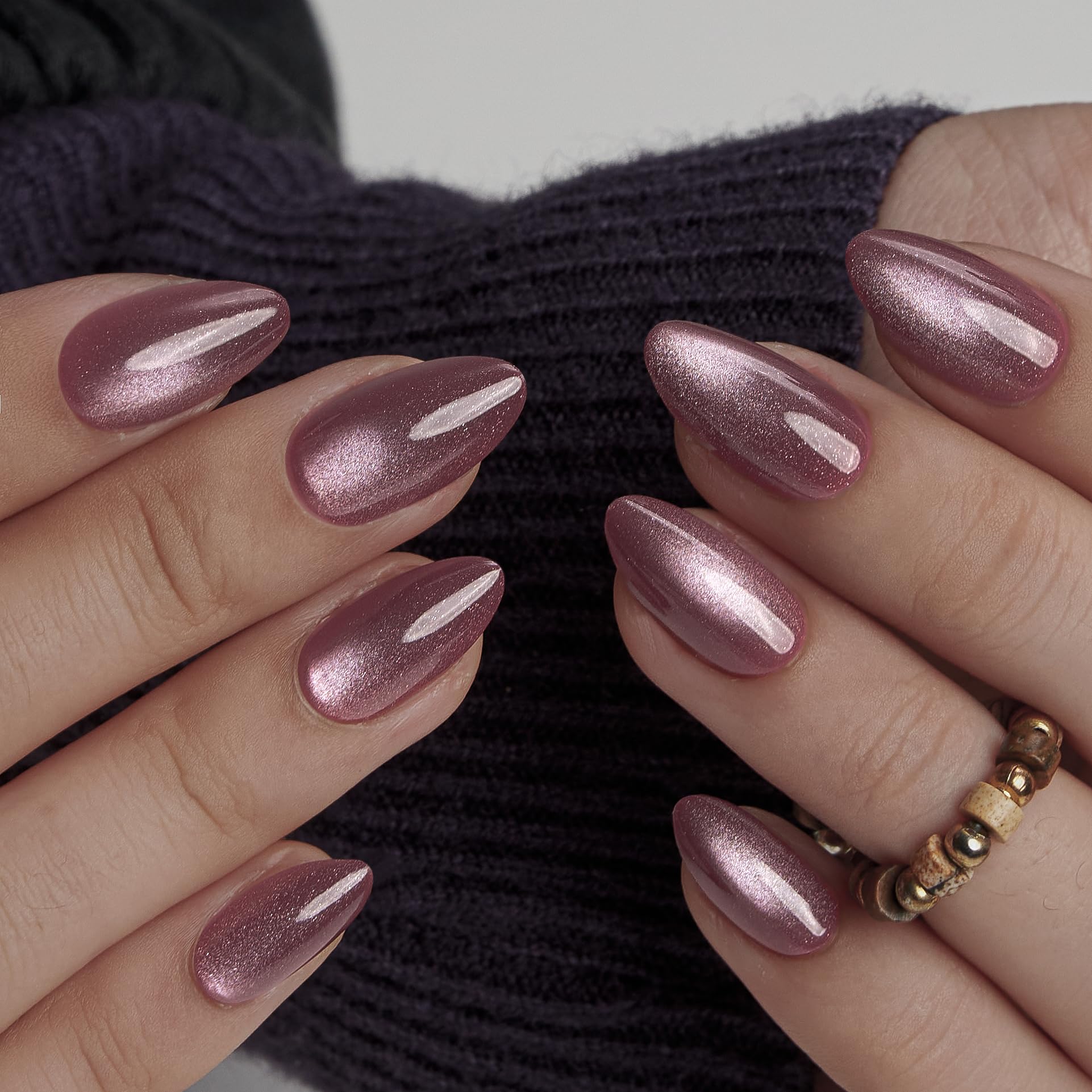CurvLife side profile of a single nail showing natural curve and flexible fit benefit