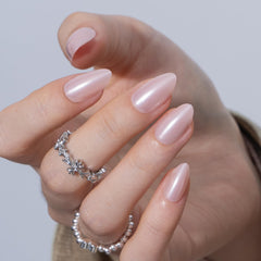 CurvLife side profile showing nail thickness and natural curve benefit