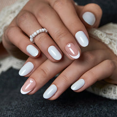 CurvLife nails size comparison on fingers showing custom fit and seamless cuticle line