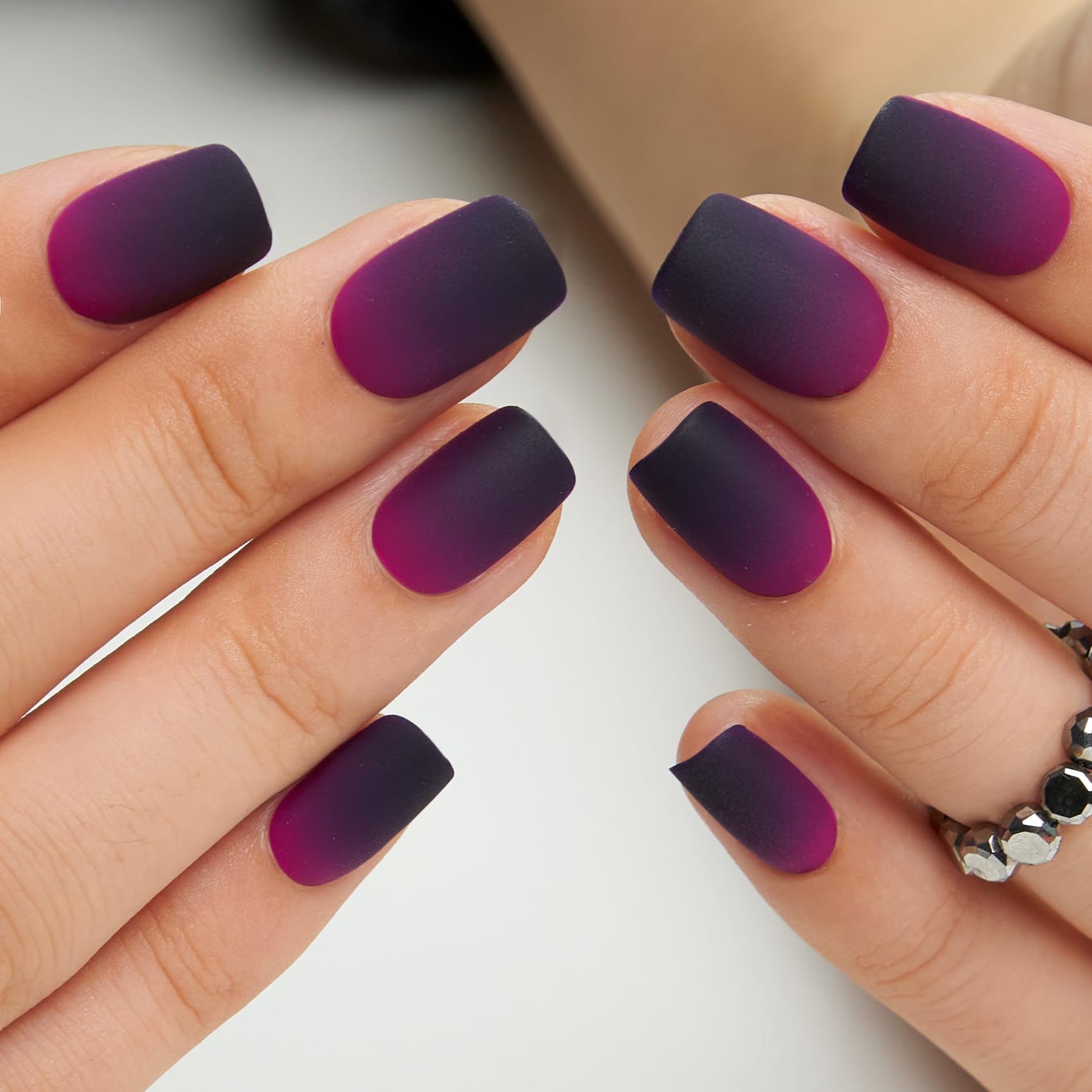 Curvlife arranged 15 nail sizes demonstrating custom fit options