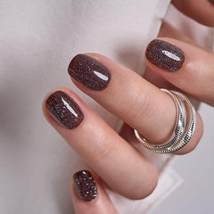 CurvLife close-up of soft gel curve and texture for comfortable fit