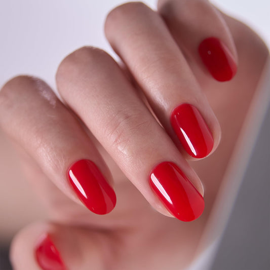 Close-up of CurvLife soft gel texture highlighting glossy finish and chip resistance benefit