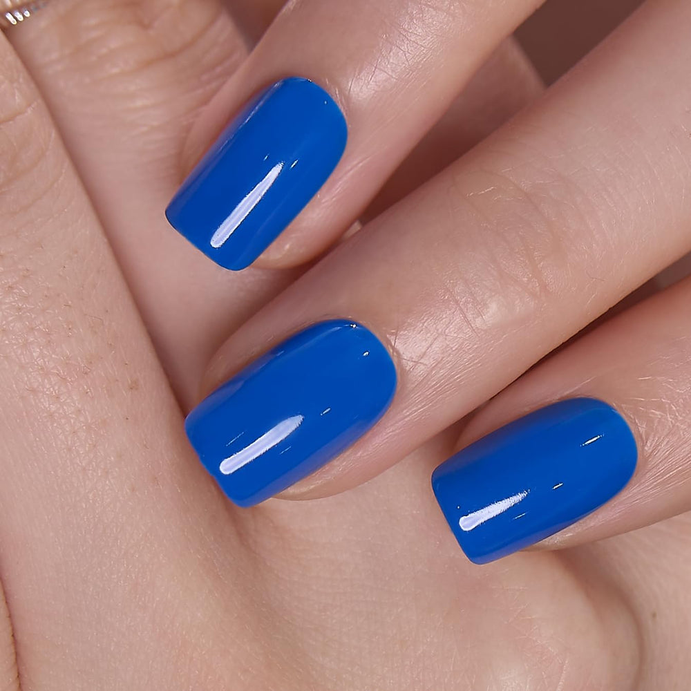 CurvLife soft-gel texture detail showing glossy durable finish