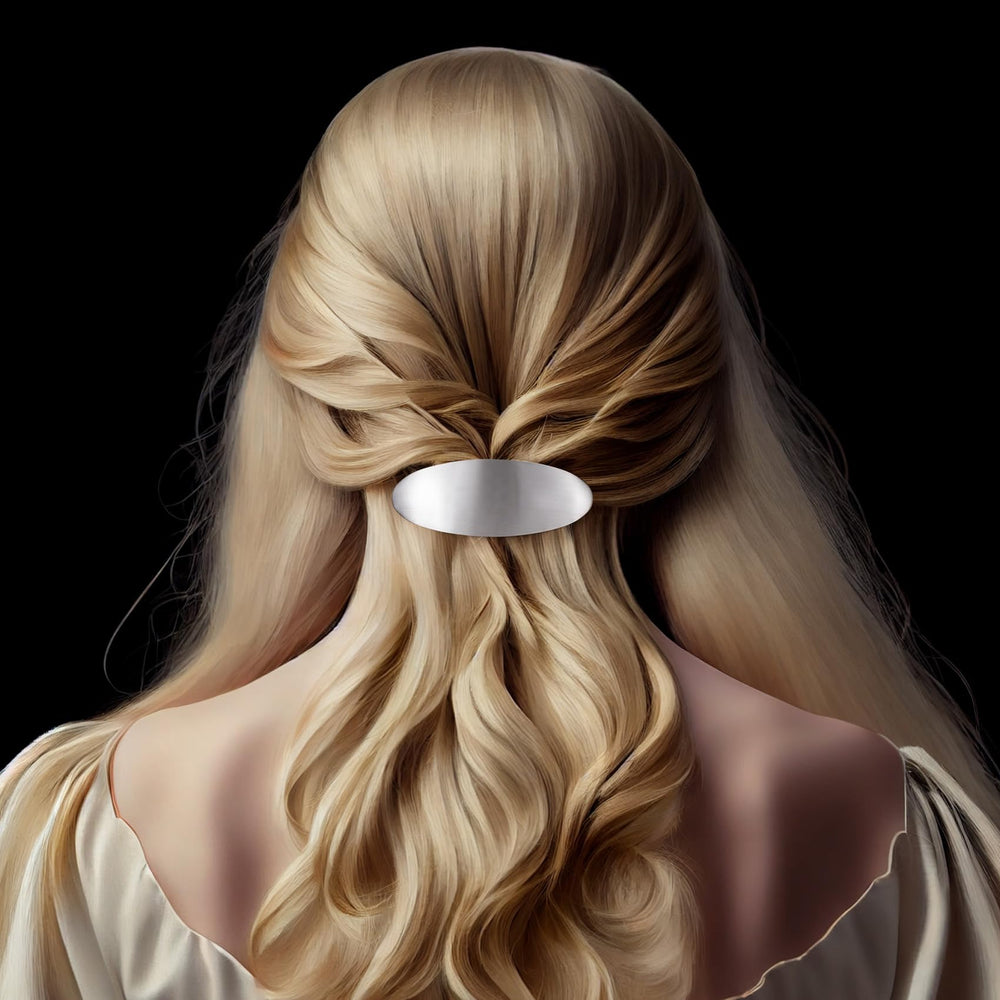 CustomyLife barrette clasp detail showing French mechanism for secure all-day hold