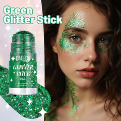 DAGEDA close-up texture of mixed fine and chunky glitter for multidimensional shine