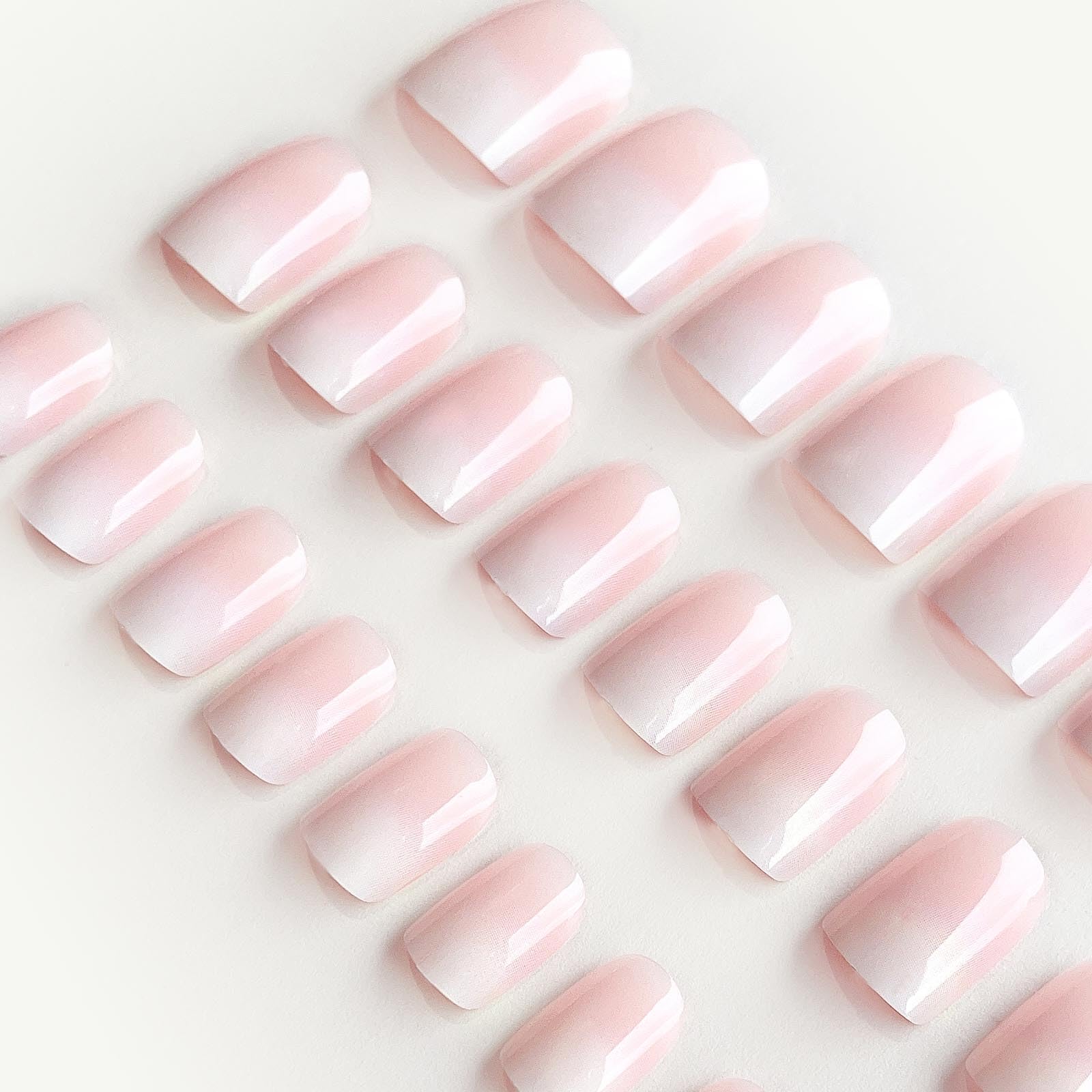 DANMANR arranged 24PCS in graduated sizes to show fit options