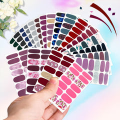 DANNEASY nail strips applied on fingers for a clean, salon-quality look without UV curing