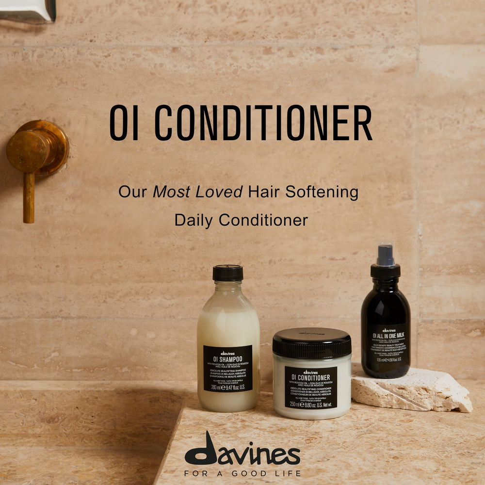 Close-up of roucou oil ingredient with Davines branding offering antioxidant benefits