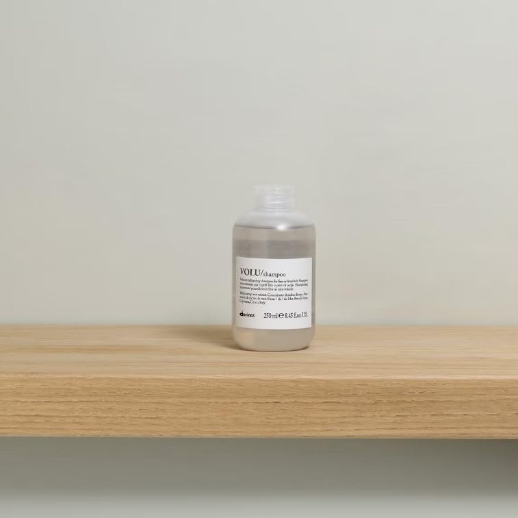 Davines VOLU dispensing gel from the bottle for easy application