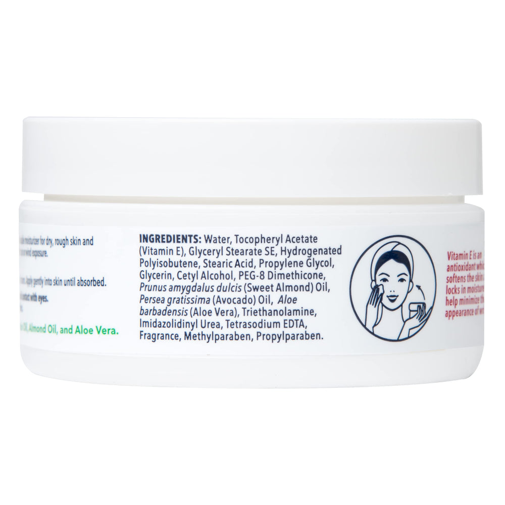 De La Cruz cream spread on hand demonstrating smooth, absorbent finish