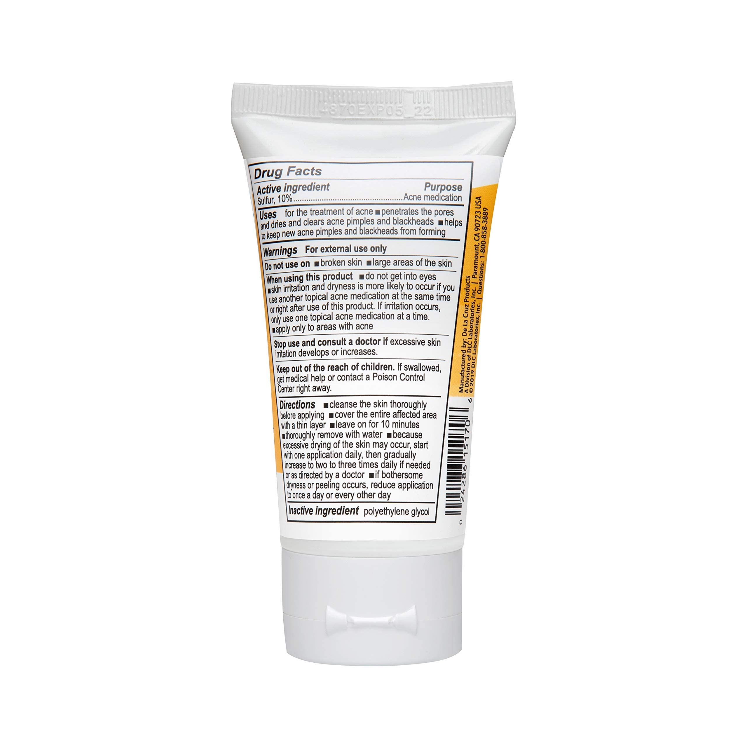 De La Cruz tube in hand showing 2.6 oz size for travel and longevity