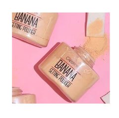 DEALPLUSDEAL brush applying powder under eye for long-lasting brightening benefit