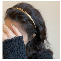 Deghew gold headband front view showing slim layered bands and refined finish for elegant styling