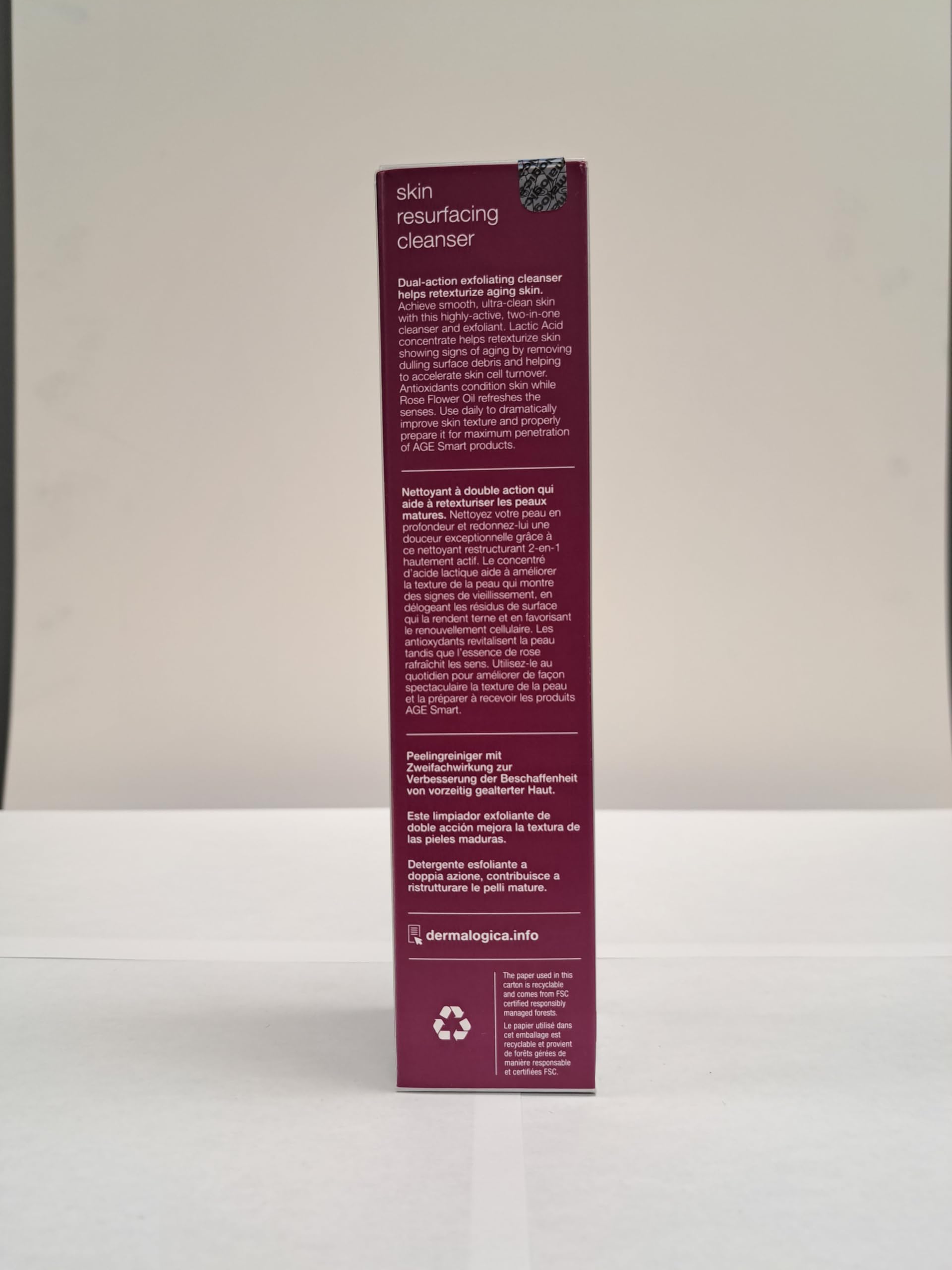 Dermalogica demonstration of amount to use for effective cleansing