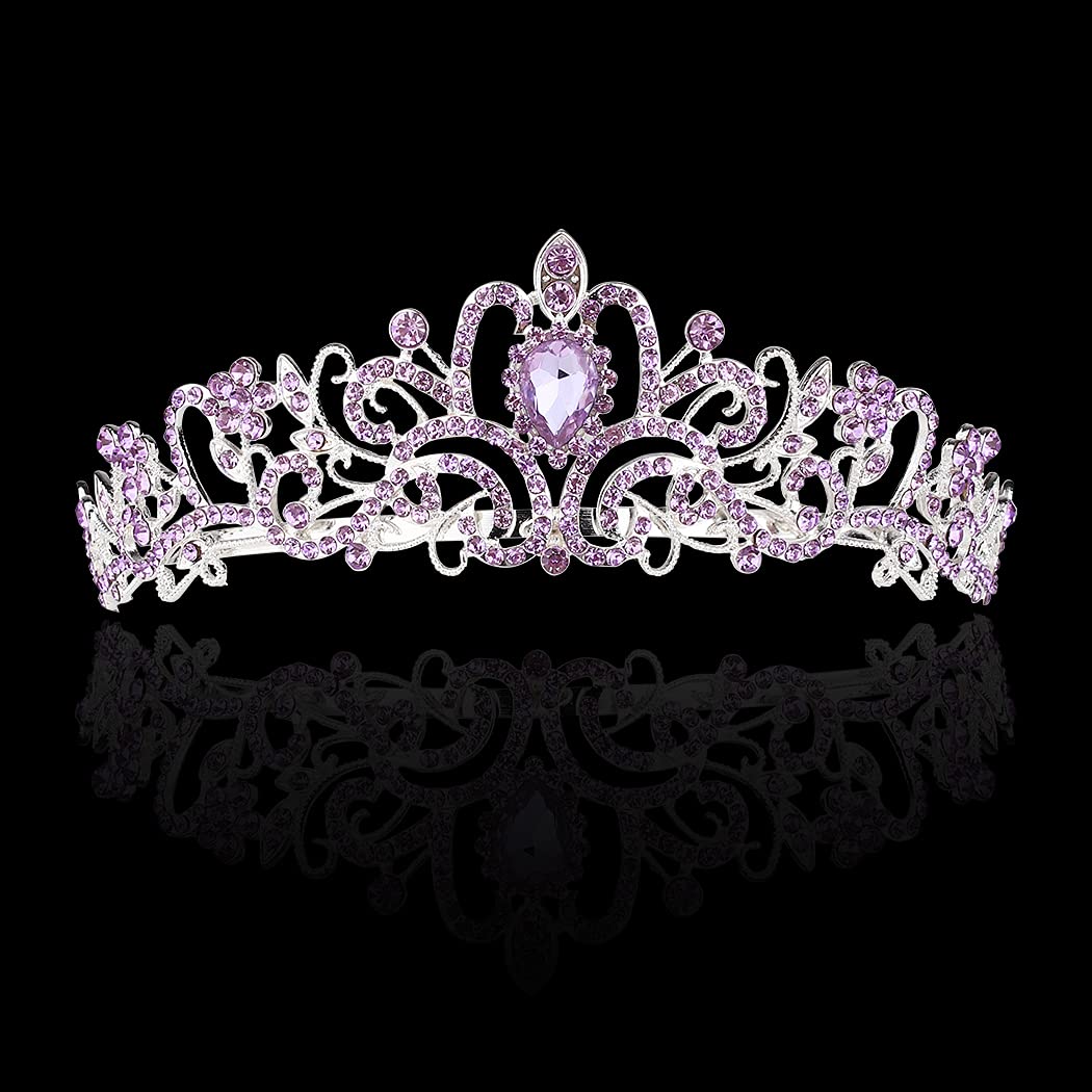 Didder styled bridal setting showing tiara complementing wedding hairstyle benefit